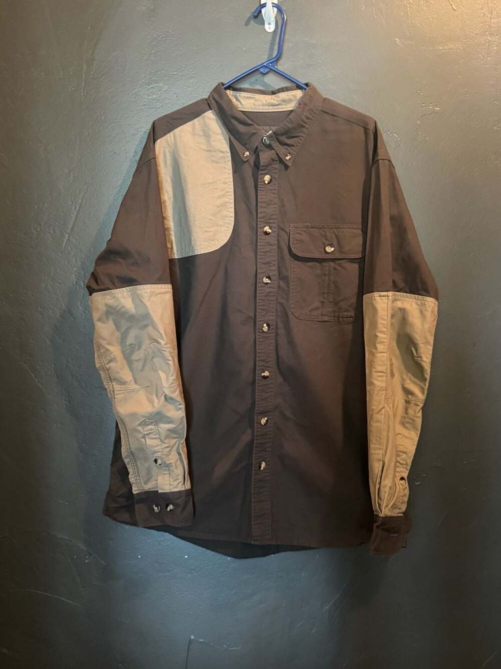 Cabela's Men's Shooting Shirt with Quilted Patch Brown/Tan XL Tall